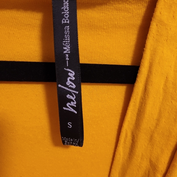 15$ with bundle - Melow - Wrap over top - Picture 4 of 5